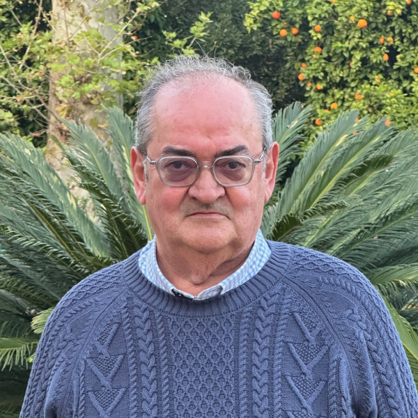 JOSÉ J. CAÑAS